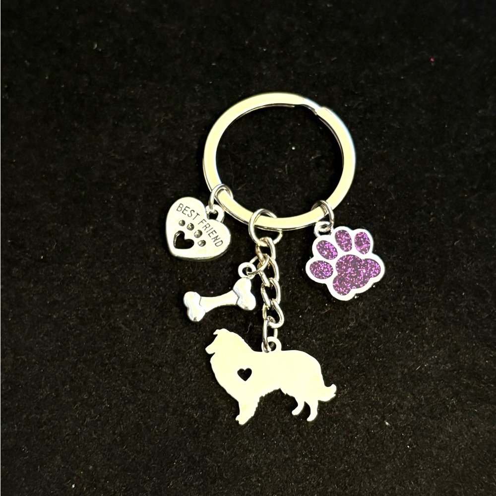 “Best Friend” Collie Dog Keychain with crystal paw print charm